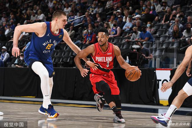 与前锋泰沃 与前锋泰沃