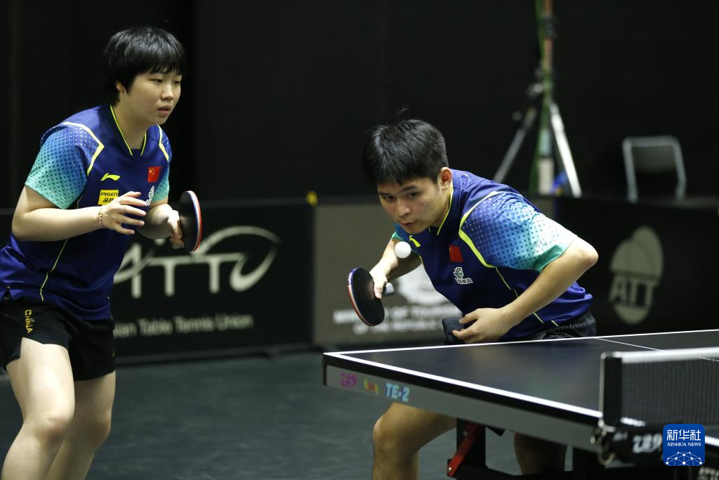 望两支球队 望两支球队