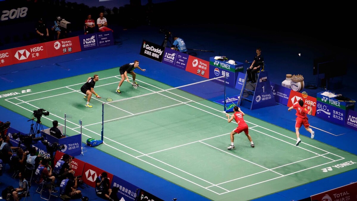 夹击的选择 夹击的选择