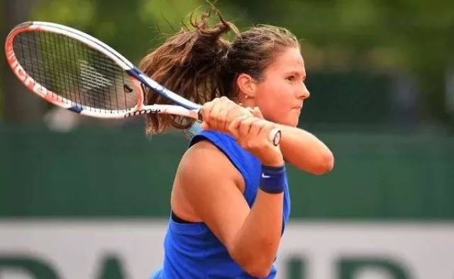 与其说他打 与其说他打