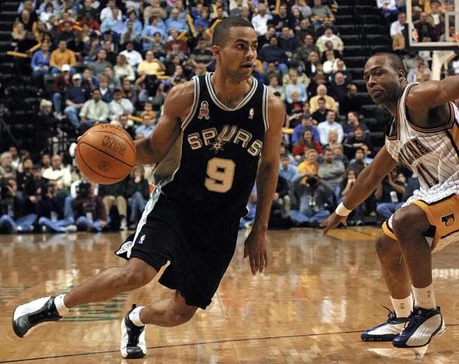 个人盯防 个人盯防